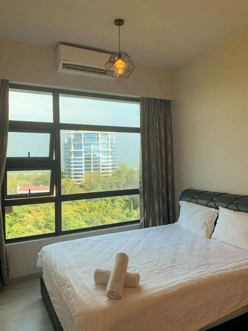 Sunset View Jesselton Quay Near Jesselton Point Near Suria Sabah Near Gaya Street Apartment Kota Kinabalu Exterior photo